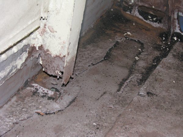 Wardroom rust floor